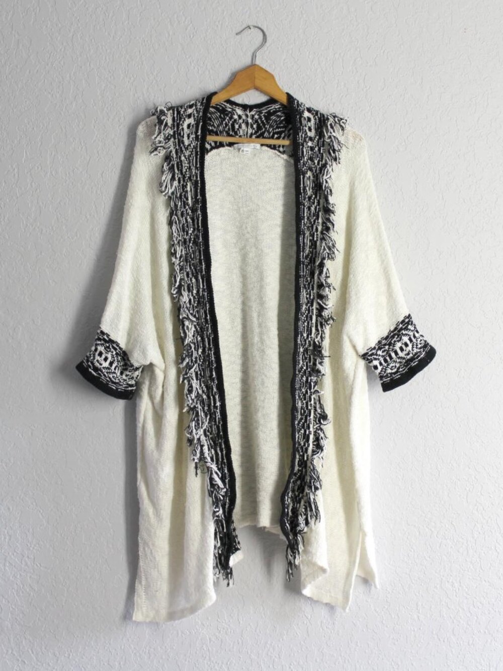 Alphamoment open-front lagenlook cardigan sweater top black white fringe S M